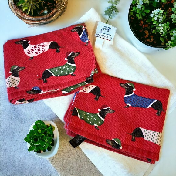 Kensie Home Christmas Tea Hand Towels Dachshund Dogs Set of 2 - Picture 8 of 13